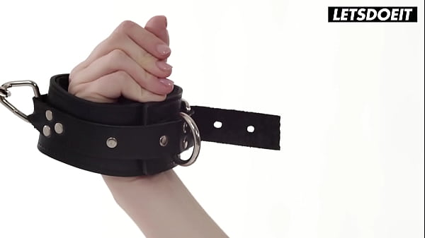 Cute Girlfriend Jia Lissa Rides Cock Till Powerful Orgasm – WHITEBOXXX